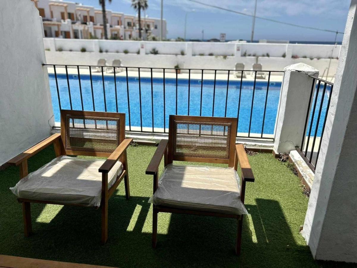 Urb Canas I F2 Apartamento *